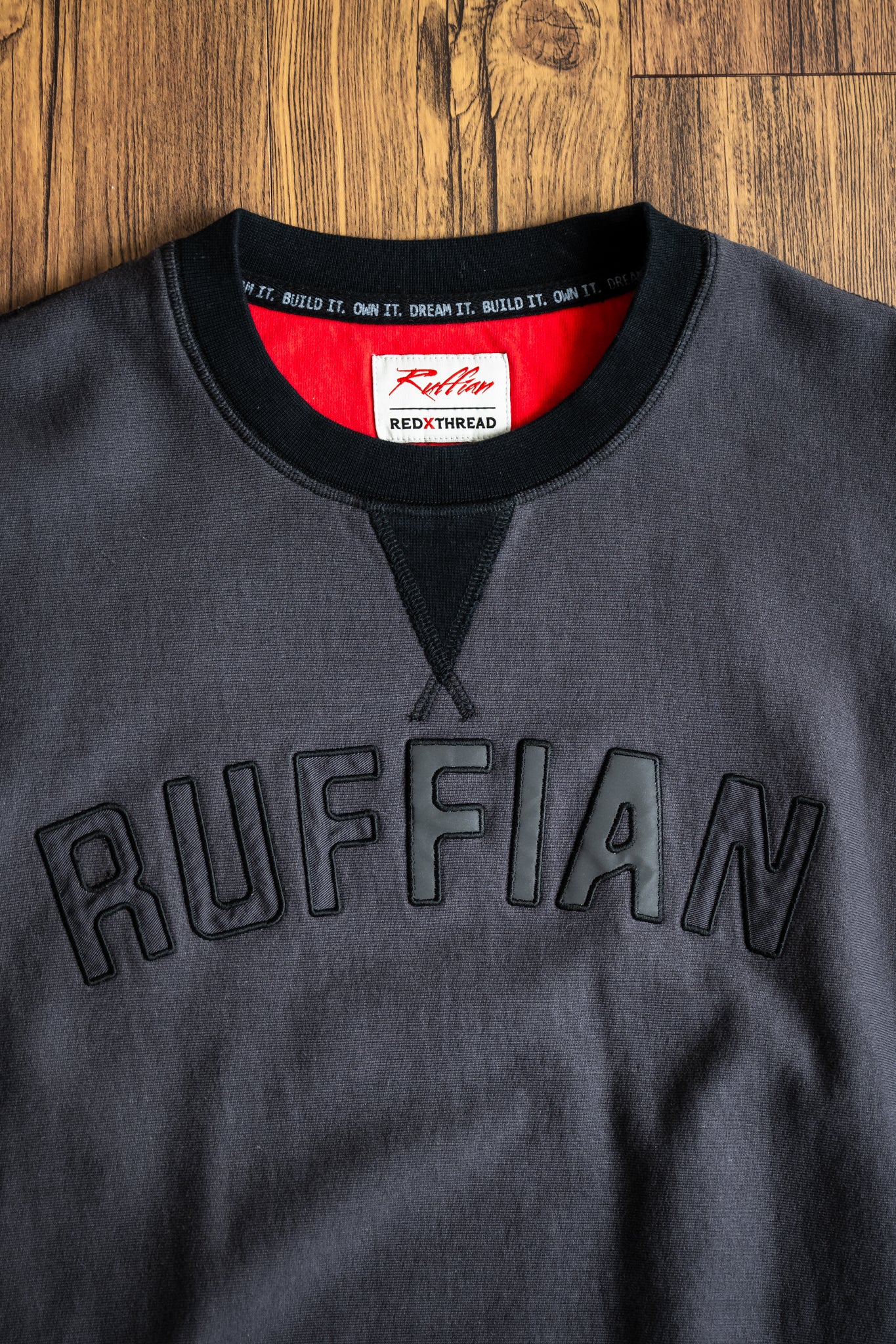 'Vintage' Premium Crewneck Sweatshirt